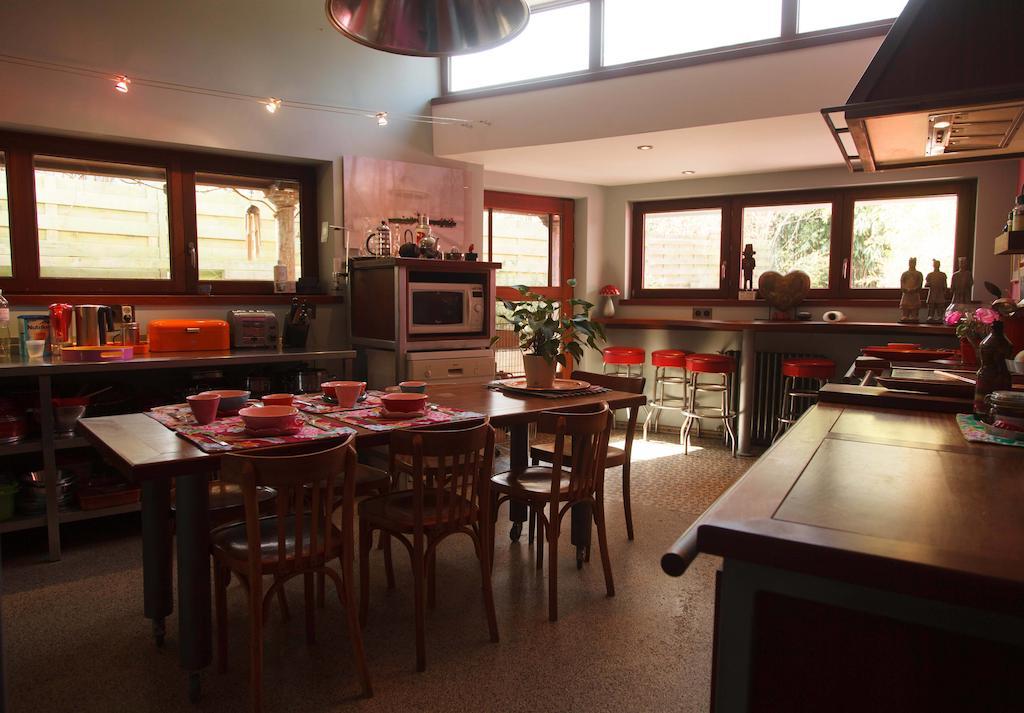 Guest House Les 3 Tilleuls Auderghem Exterior foto